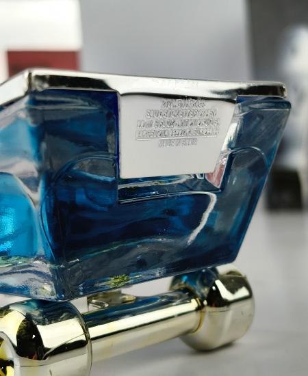 Carolina Herrera 212 Men Heroes Fragrance – Product detail