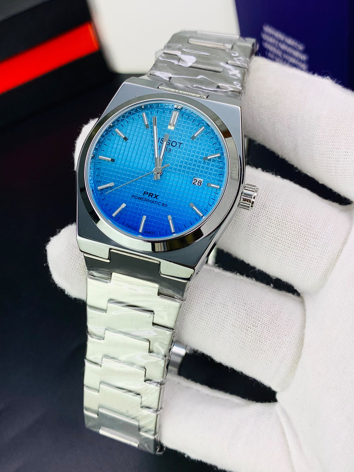 Modern Integrated Steel Bracelet Watch – Sky Blue Dial