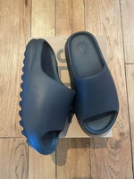 Minimalist Chunky Cloud Slide Sandals – Navy product view
