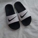 Contrast Swoosh-Style Slide Sandals – Black / White product view