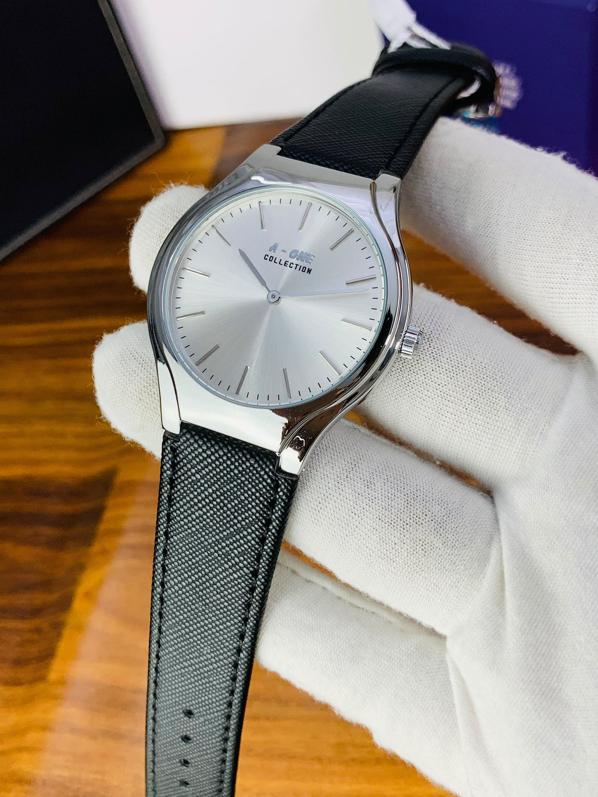 A-ONE Collection Classic Minimalist Analog Watch – Silver Dial / Black Strap