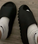 Minimalist Chunky Cloud Slide Sandals – Black product view